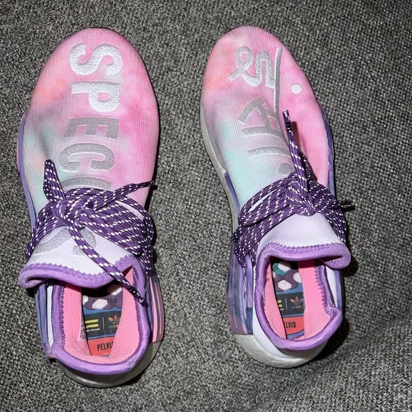 adidas gazelle silver green womens Pharrell Human Races NMD Holi Festival Pink Glow  THE-ECHELON